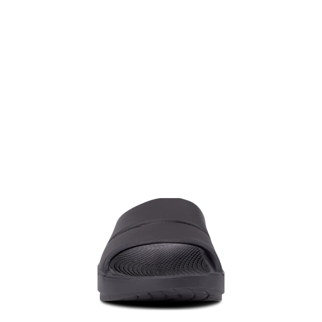 OOFOS OOahh Slide Sandal - Black - Shoetopia Footwear
