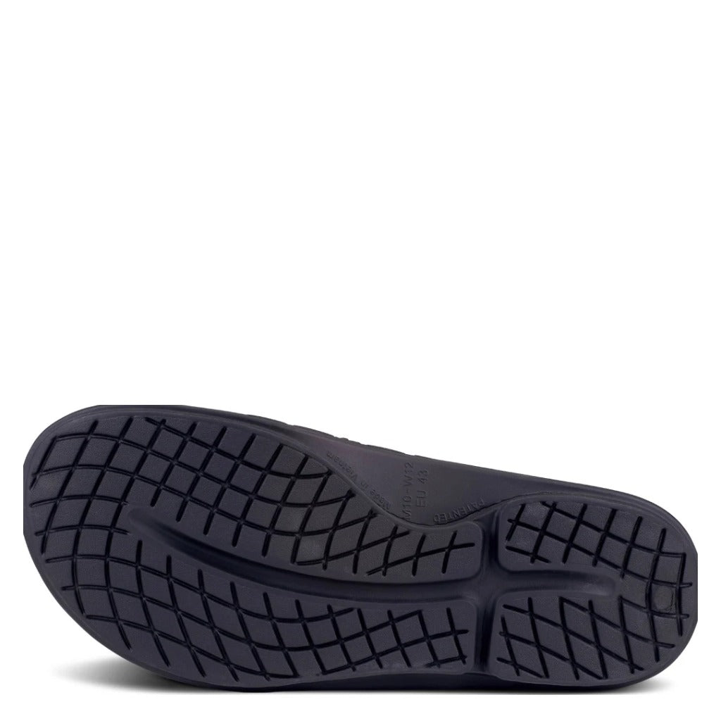 OOFOS OOahh Sport Flex Sandal - Matte Black - Shoetopia Footwear