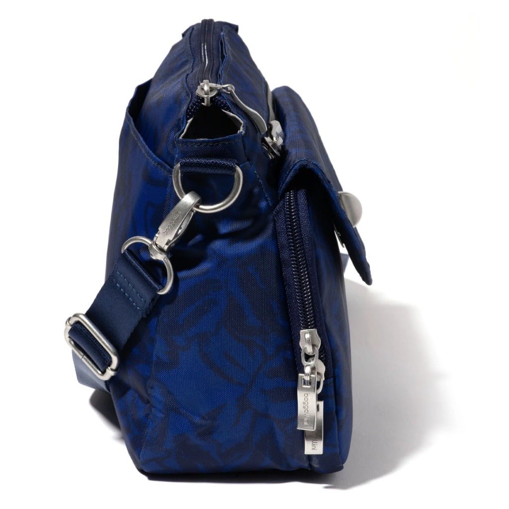 Baggallini True Classic Calais Crossbody - Nightfall Floral - Shoetopia Footwear