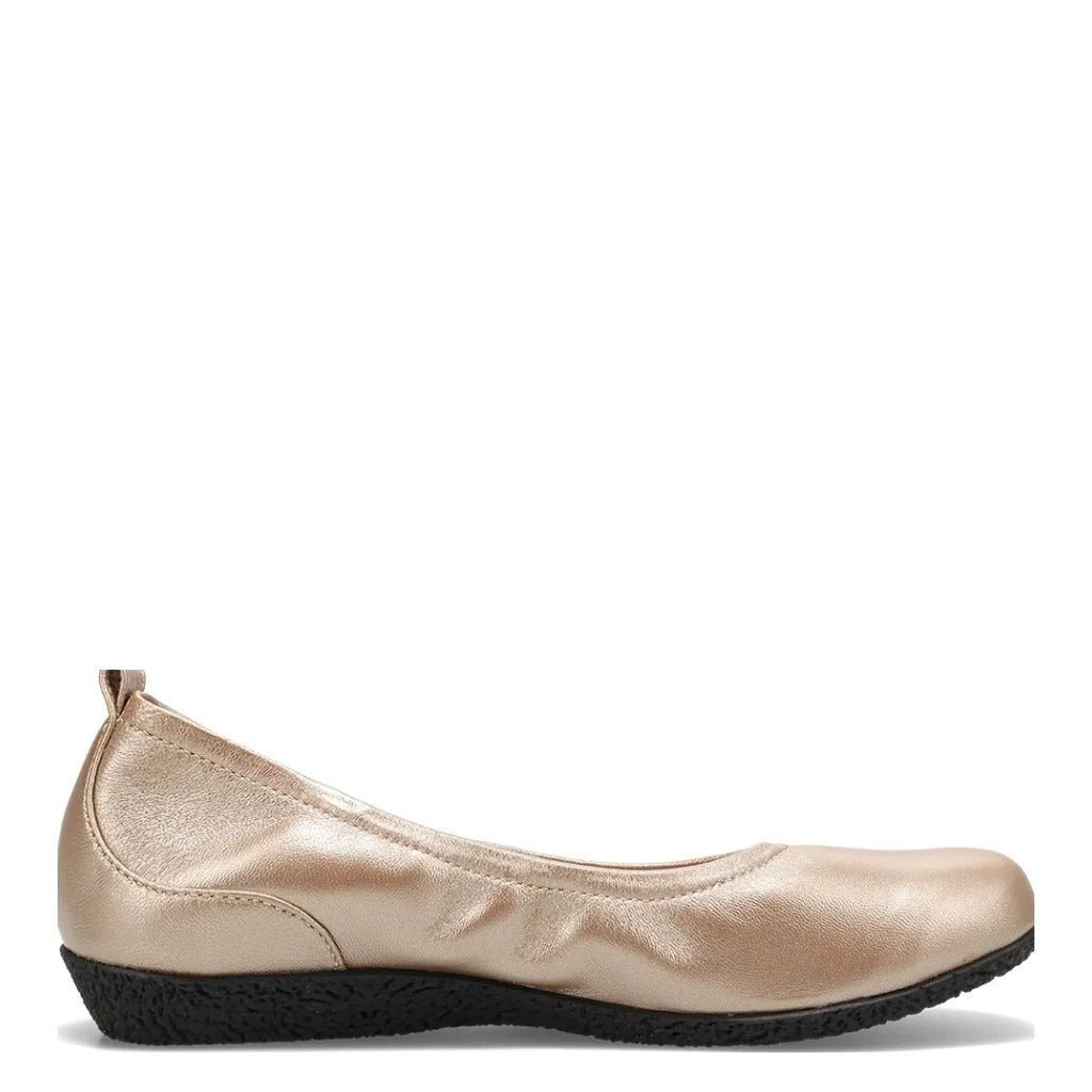Taos Chit Chat Flat - Champagne - Shoetopia Footwear