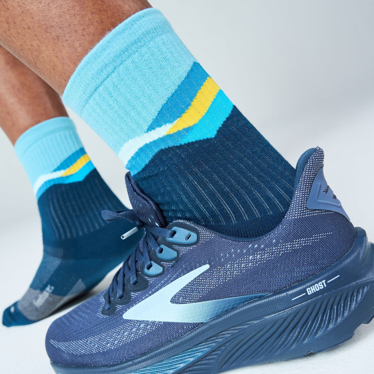 Feetures Trail Max Cushion Mini-Crew - Mountain High Blue - Shoetopia Footwear