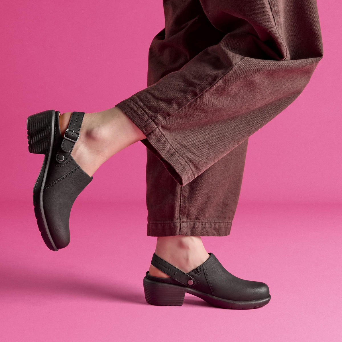 Clarks, Kynnzie Mule, Women's, Mule, Black, Worn on foot