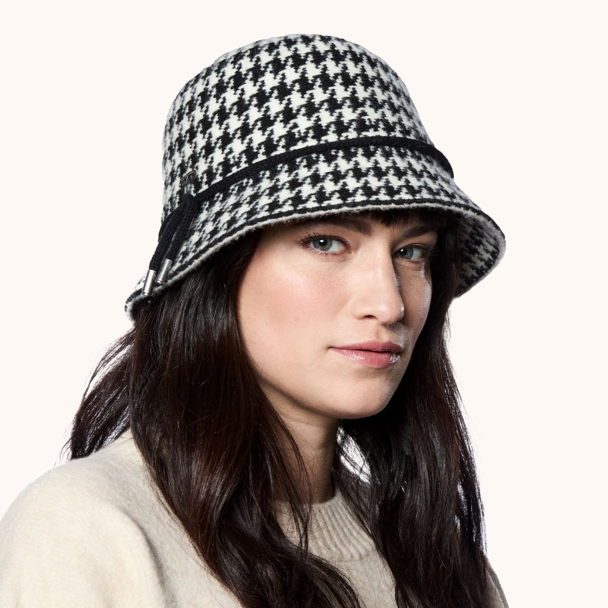 Canadian Hat, Calesta, Women's, Cloche Hat, Black/White, Lifestyle image