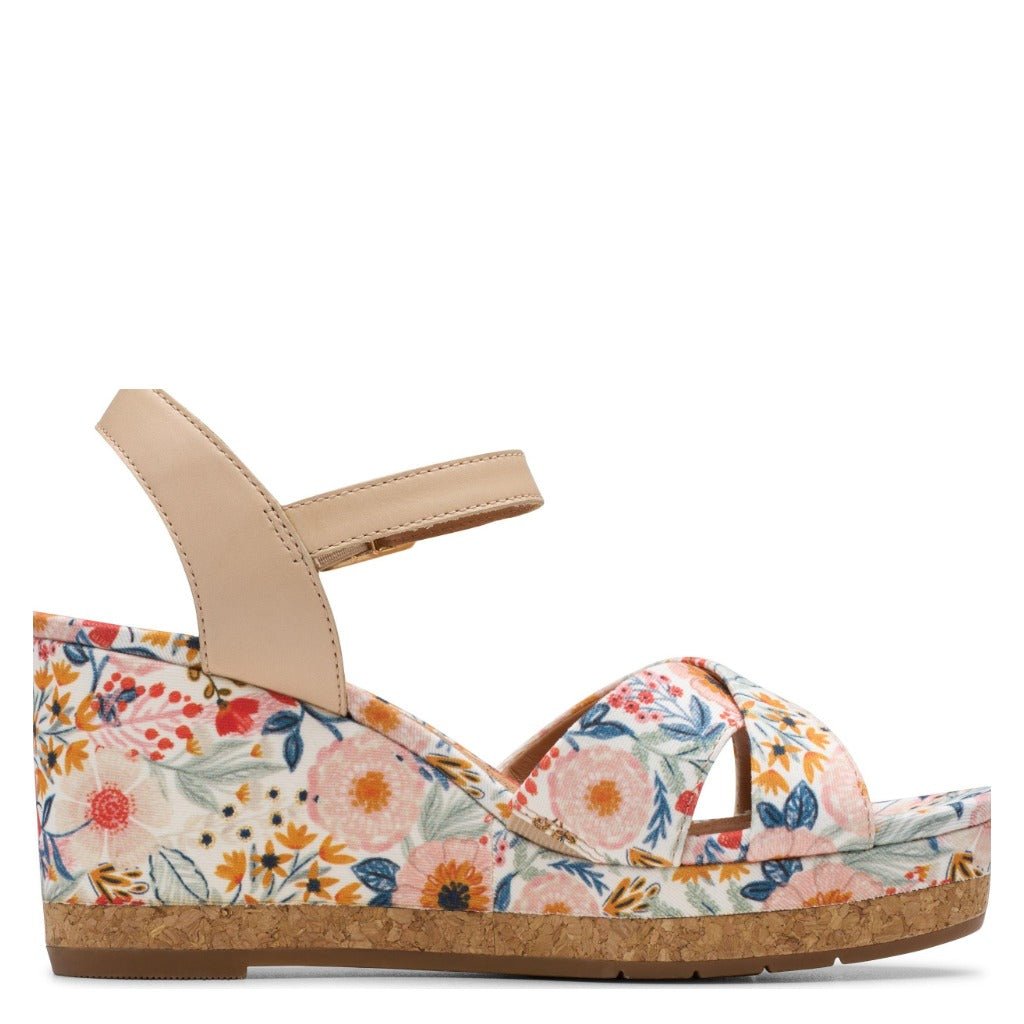 Clarks Chicly Floral - Shoetopia Footwear